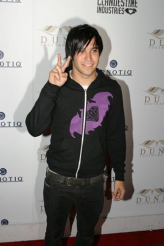 Pete Wentz 8
